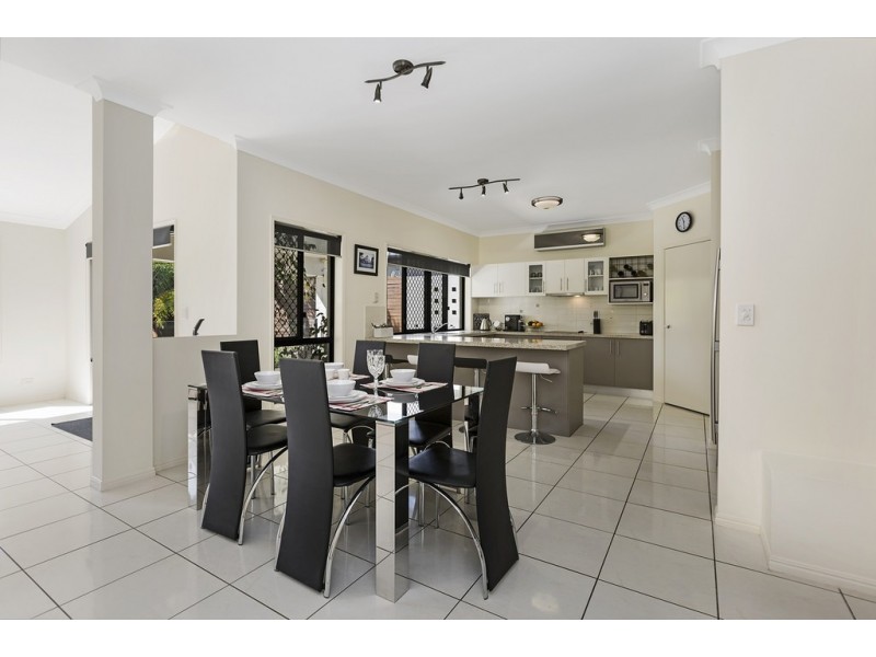 8 Parry Street, North Lakes QLD 4509
