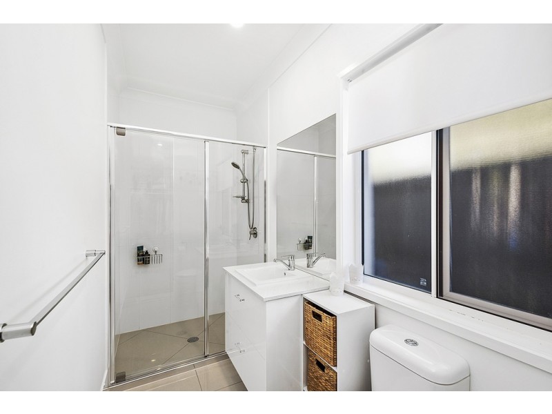 48 Dickson Crescent, North Lakes QLD 4509