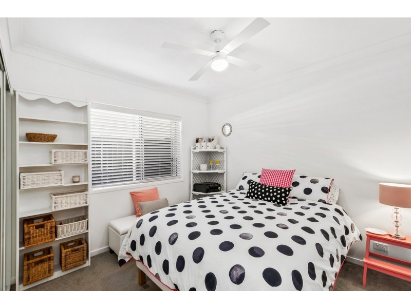 48 Dickson Crescent, North Lakes QLD 4509