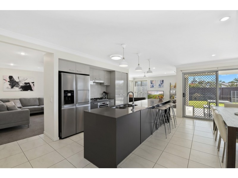 75 Park Vista Drive, Mango Hill QLD 4509