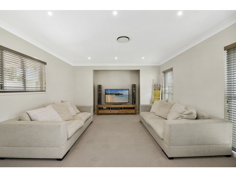 3 Eaton Close, North Lakes QLD 4509