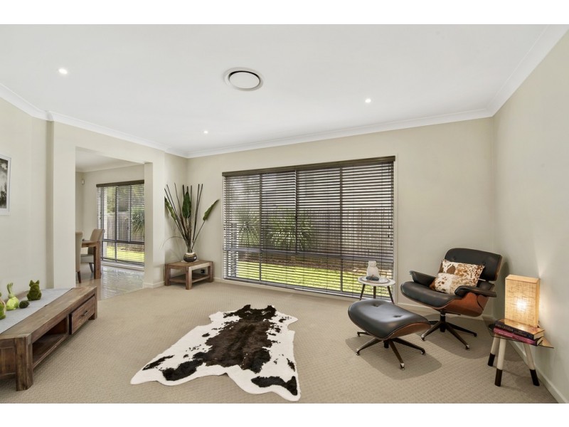 3 Eaton Close, North Lakes QLD 4509