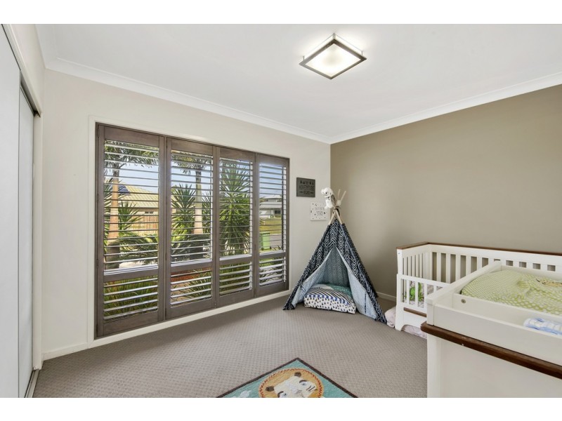 3 Eaton Close, North Lakes QLD 4509