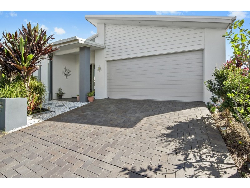 15 Portmarnock Street, North Lakes QLD 4509