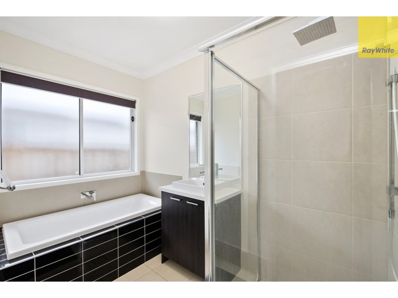 27 Sundown Circuit, North Lakes QLD 4509