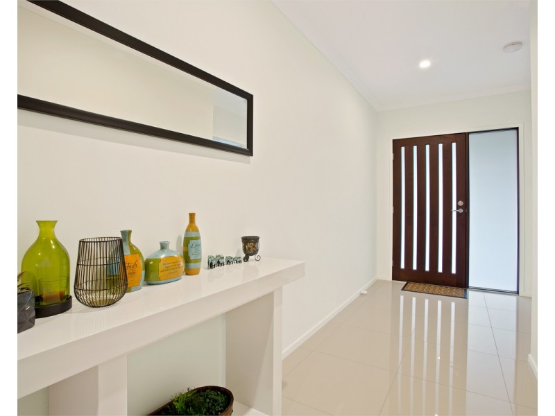 97 Cowen Terrace, North Lakes QLD 4509