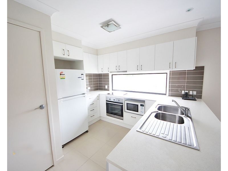 52 Duporth Crescent, Dakabin QLD 4503