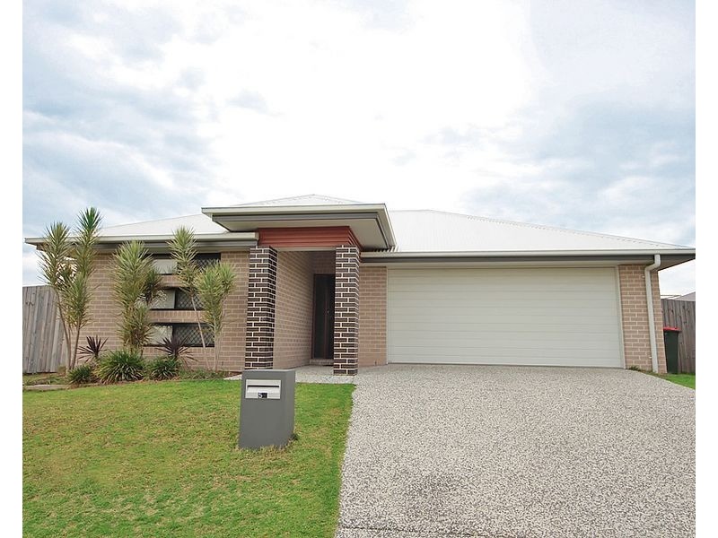 52 Duporth Crescent, Dakabin QLD 4503