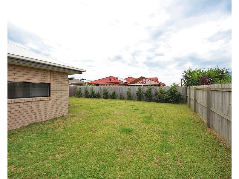 52 Duporth Crescent, Dakabin QLD 4503