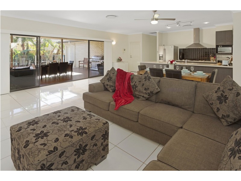 3 Wombat Parade, North Lakes QLD 4509