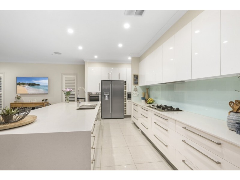 15 Kennedy Court, North Lakes QLD 4509