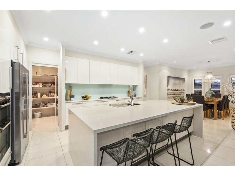 15 Kennedy Court, North Lakes QLD 4509