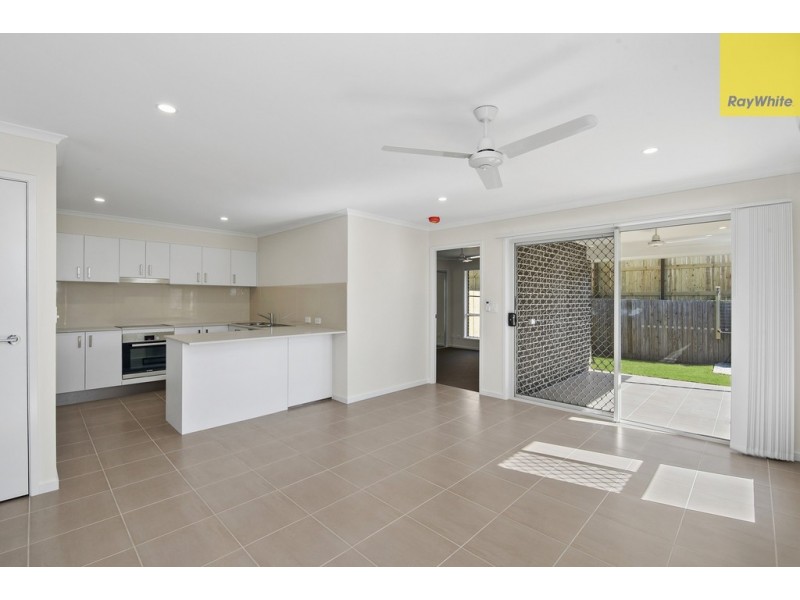 2/10 Weyba Street, Morayfield QLD 4506