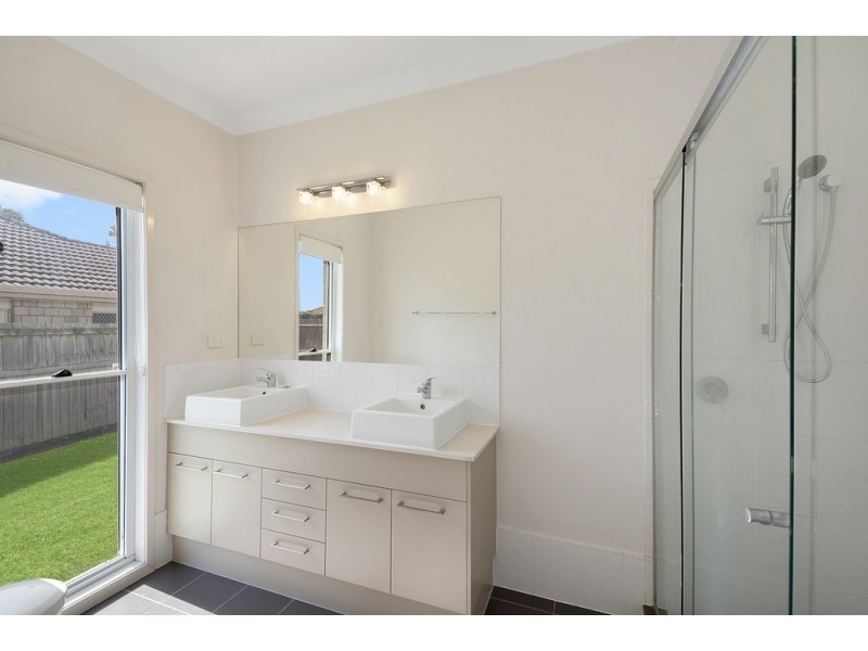 11 Lanagan Circuit, North Lakes QLD 4509
