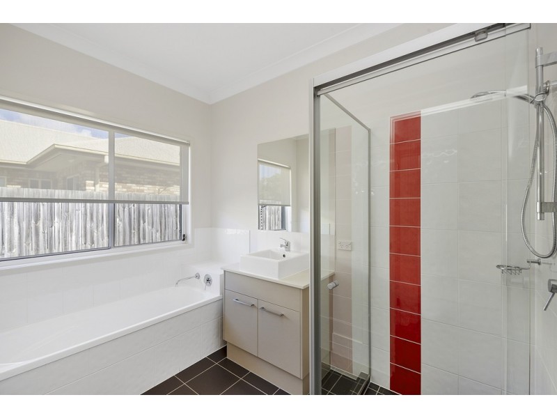 11 Lanagan Circuit, North Lakes QLD 4509