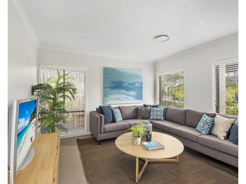 5 Markwell Crescent, Mango Hill QLD 4509