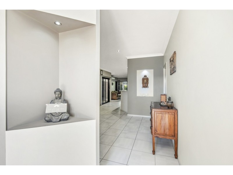 11 Parry Street, North Lakes QLD 4509