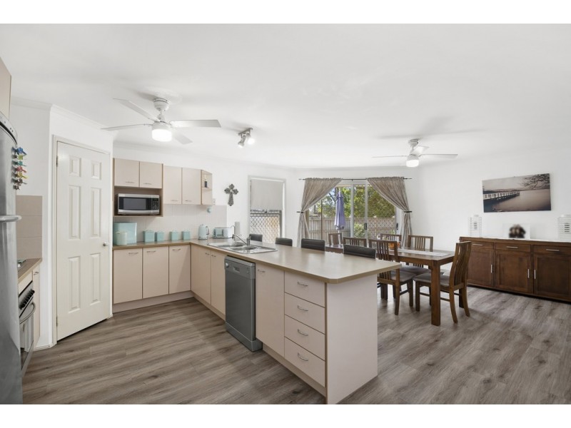 1 Raymont Street, North Lakes QLD 4509