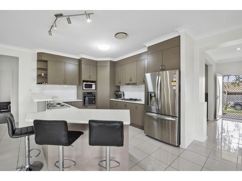 25 Lanagan Circuit, North Lakes QLD 4509