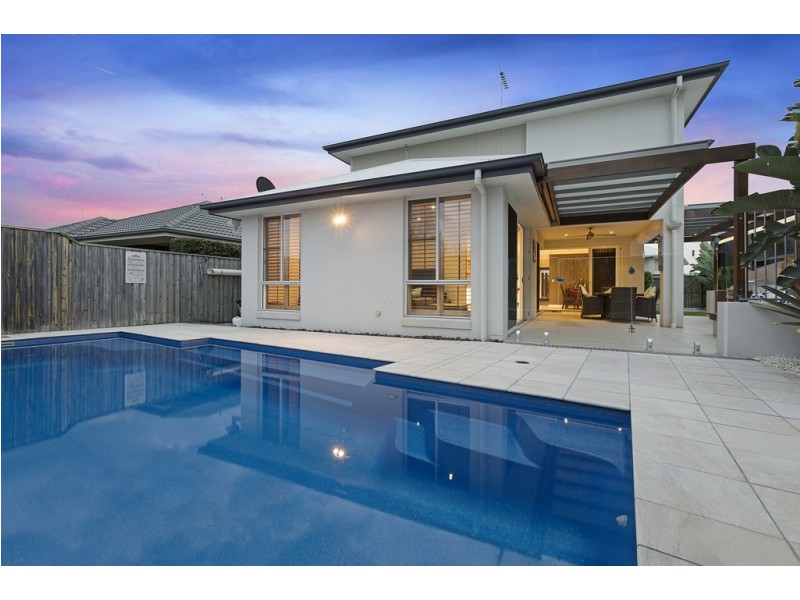 48 Williams Crescent, North Lakes QLD 4509