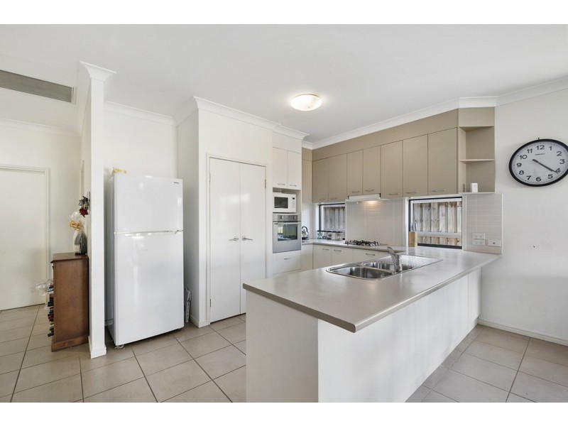 12 Wombat Parade, North Lakes QLD 4509