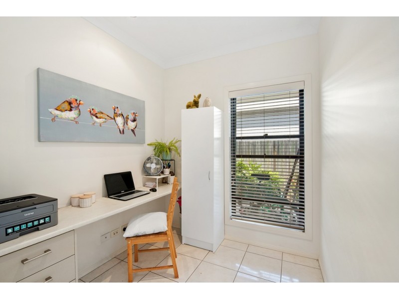 5 Foambark Street, North Lakes QLD 4509