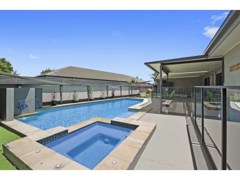 24 Gannet Circuit, North Lakes QLD 4509