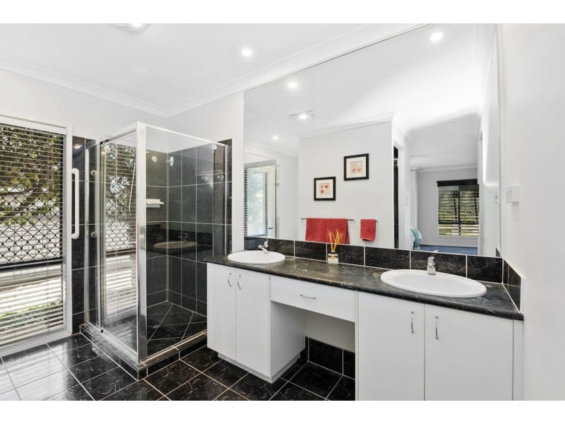 24 Gannet Circuit, North Lakes QLD 4509