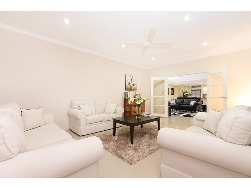 1 Brumby Parade, North Lakes QLD 4509
