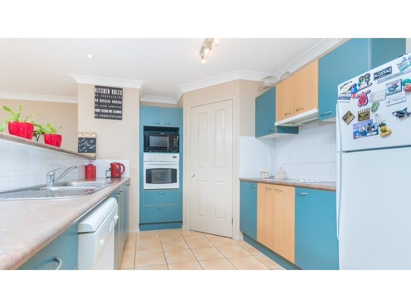 25 Cooksland Crescent, North Lakes QLD 4509
