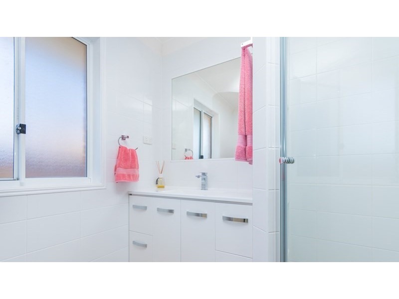 25 Cooksland Crescent, North Lakes QLD 4509