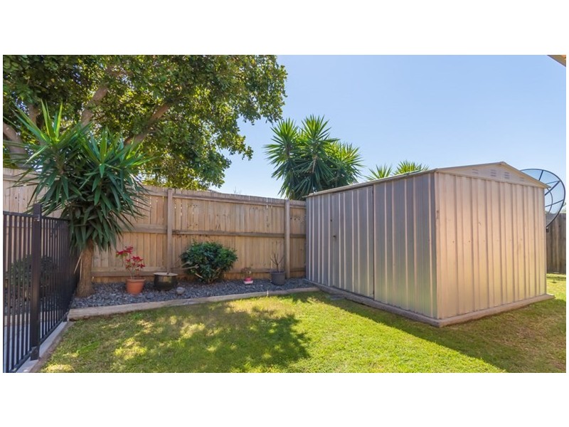25 Cooksland Crescent, North Lakes QLD 4509