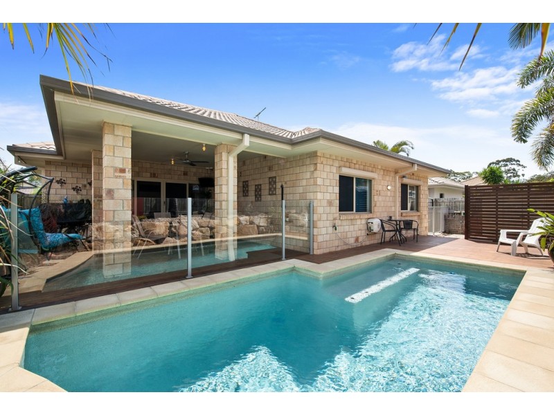 8 Wallaroo Circuit, North Lakes QLD 4509