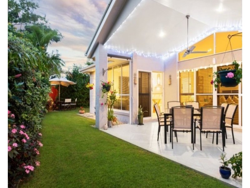 18 Thomson Close, North Lakes QLD 4509