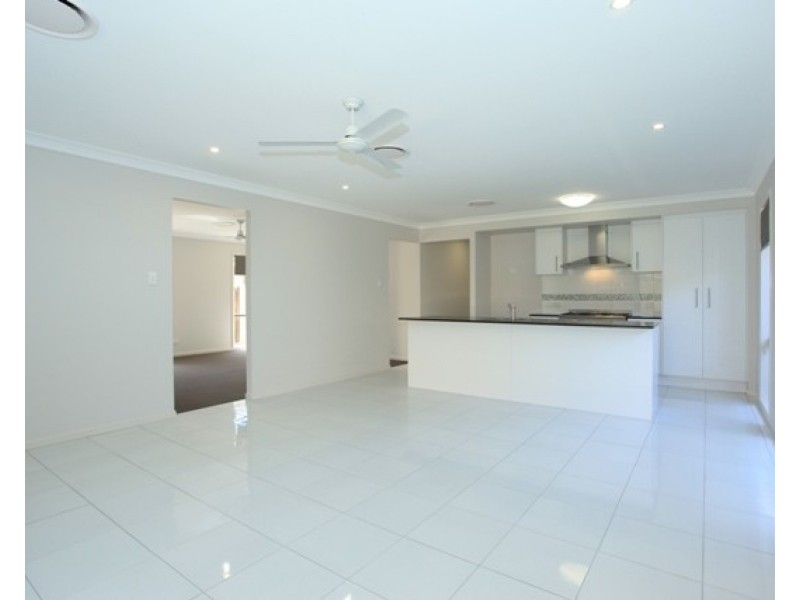 3 Bellenden Street, North Lakes QLD 4509