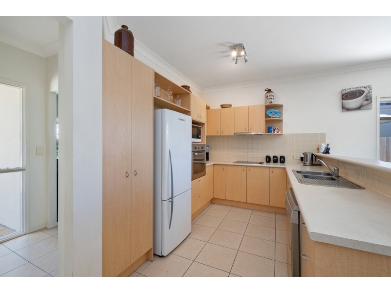 5 Silkyoak Court, North Lakes QLD 4509