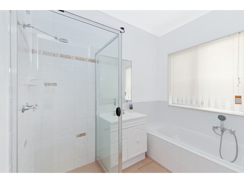 23 Marsh Parade, North Lakes QLD 4509