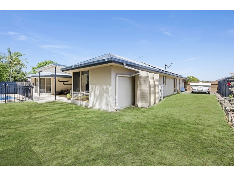 30 Whitfield Crescent, North Lakes QLD 4509