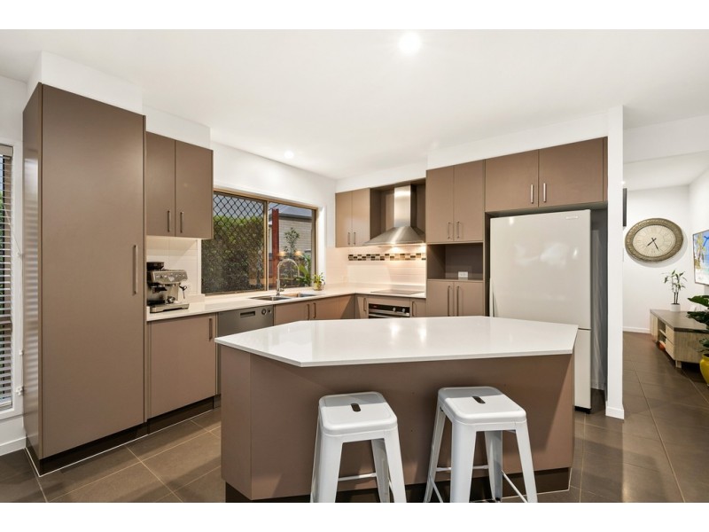 31 Daintree Circuit, North Lakes QLD 4509
