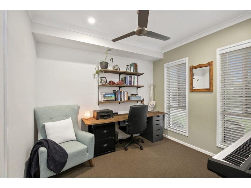 31 Daintree Circuit, North Lakes QLD 4509