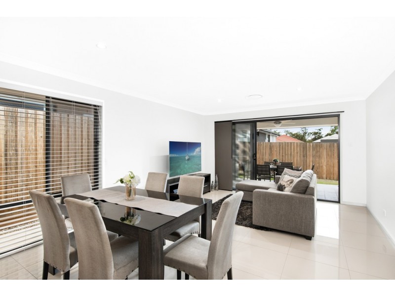 4 Attenborough Circuit, North Lakes QLD 4509