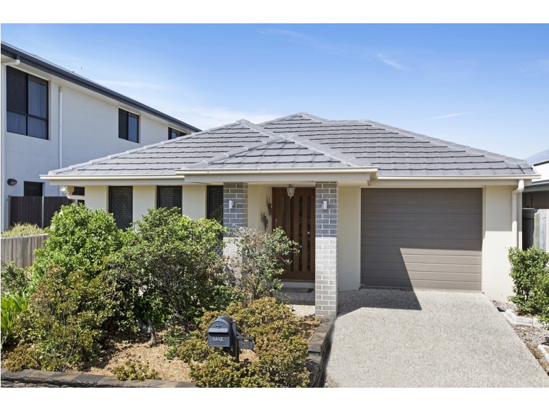 16 Troon Street, North Lakes QLD 4509
