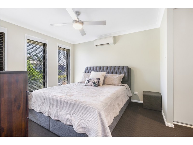 16 Troon Street, North Lakes QLD 4509