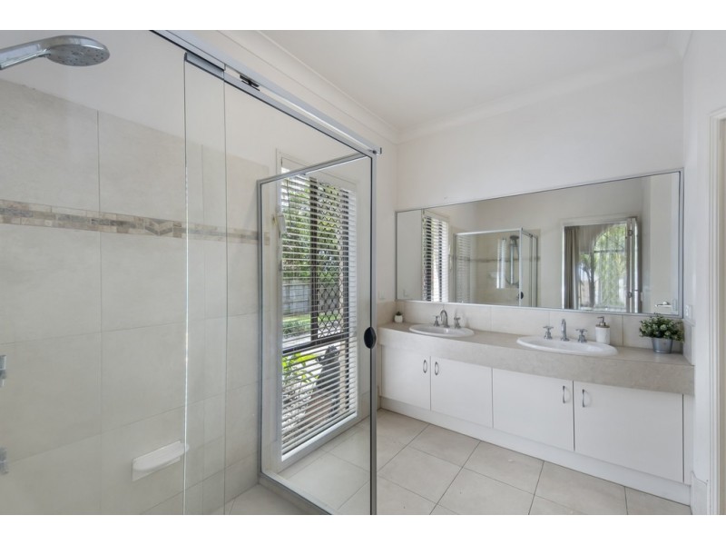 4 Leichhardt Street, North Lakes QLD 4509