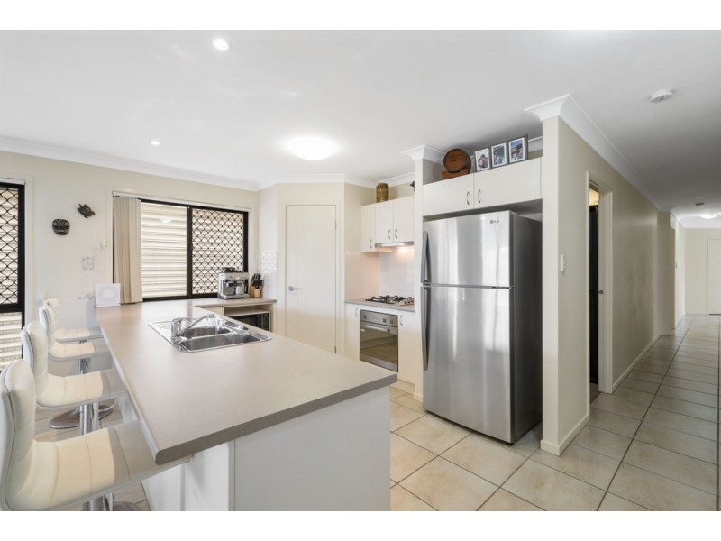 10 Tourmaline Circuit, Mango Hill QLD 4509