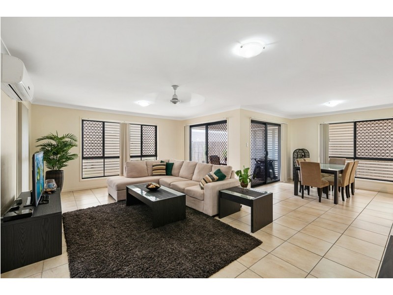 10 Tourmaline Circuit, Mango Hill QLD 4509