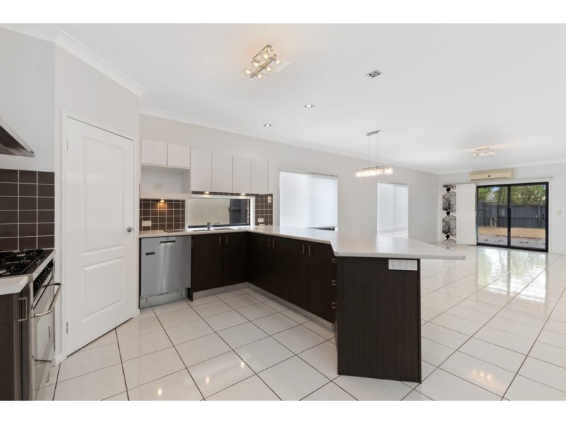 19 Dusky Street, North Lakes QLD 4509