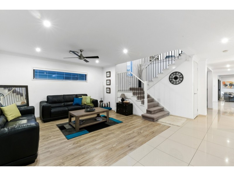 8 Faldo Court, North Lakes QLD 4509