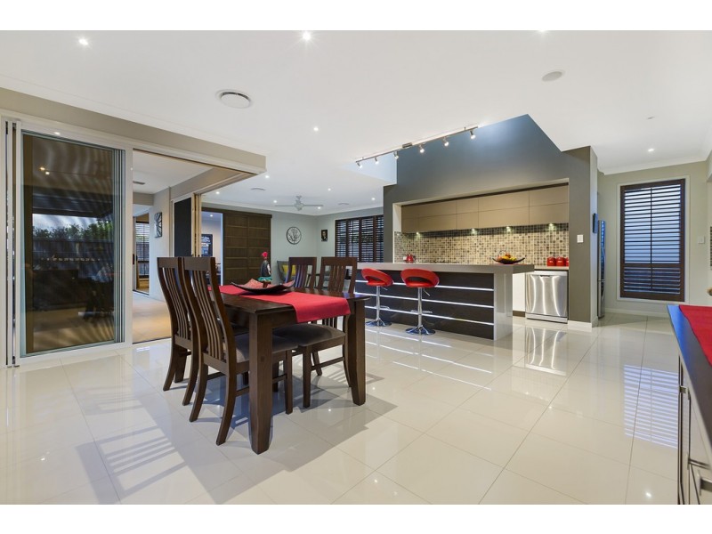 48 Williams Crescent, North Lakes QLD 4509
