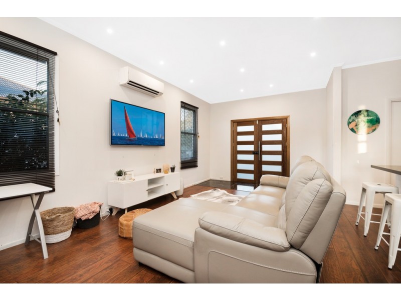 169 Scarborough Road, Redcliffe QLD 4020